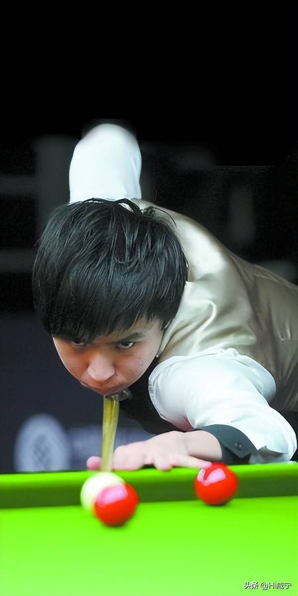 激烈竞争的 激烈竞争的