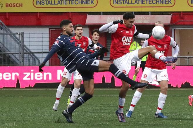 球而成为焦 球而成为焦